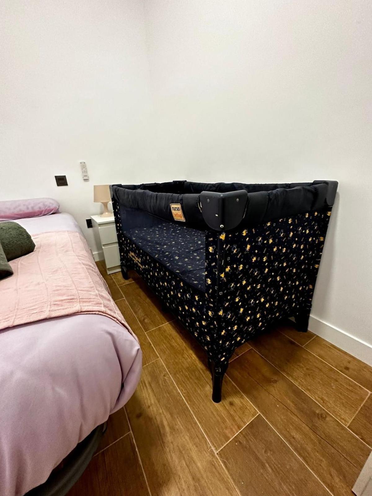 Apartamento Puerta del Sol Pink Madrid Exterior foto