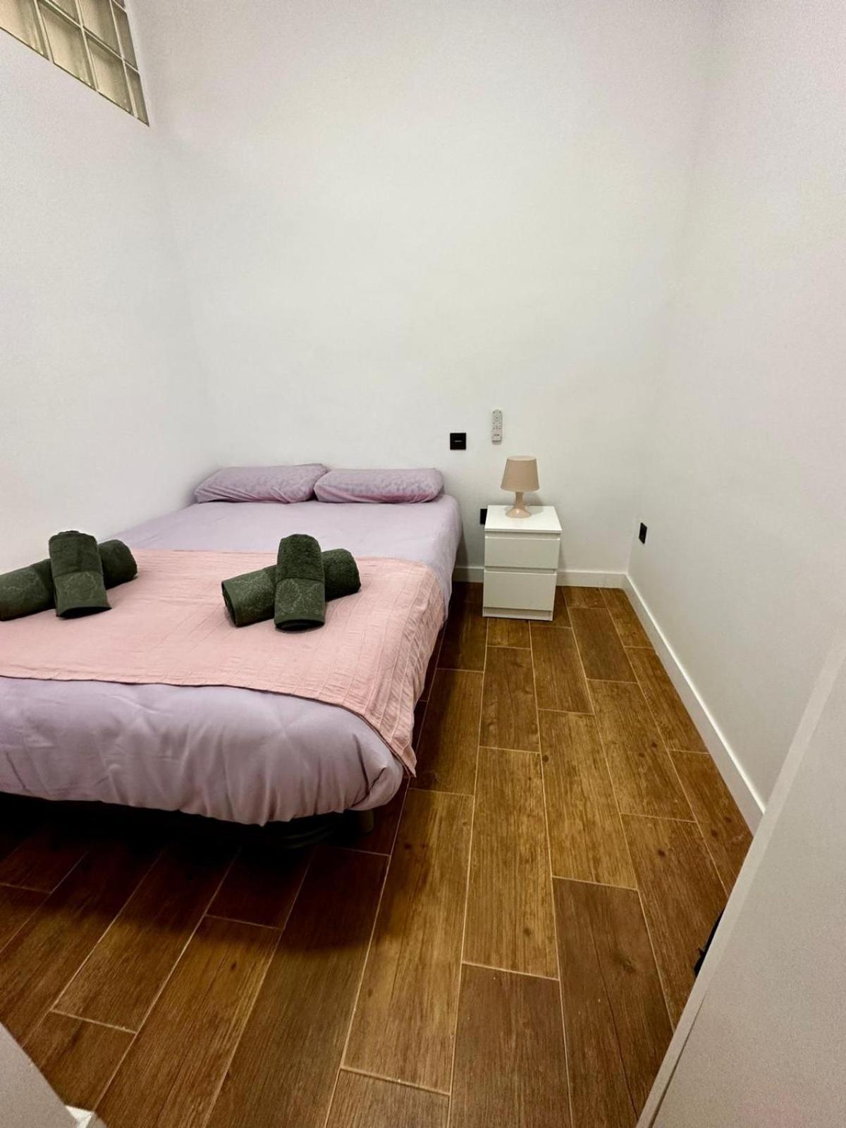 Apartamento Puerta del Sol Pink Madrid Exterior foto